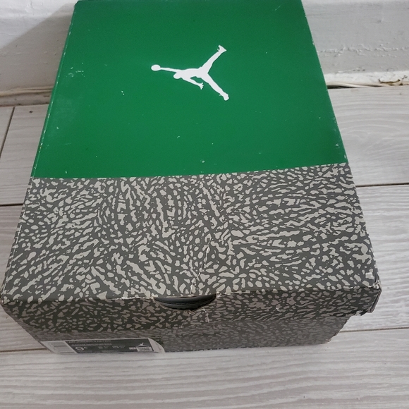 Jordan empty box - Picture 2 of 5